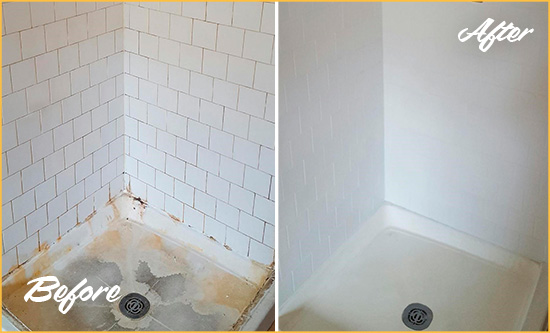 Before and After Picture of a Memphis Shower Tile and Grout Cleaned to Remove Soap Scum